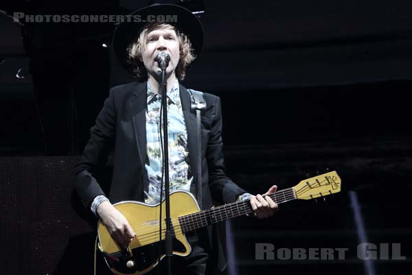 BECK - 2018-06-01 - NIMES - Paloma - Flamingo - 